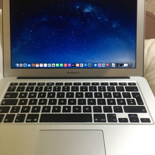 MacBook Air 13 2015 like new, 128GB SSD, macOS Monterey