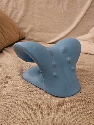 Neck support pillow used, ergonomic foam plastic