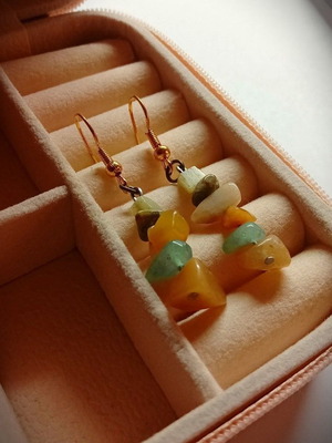 Handmade earrings with stones and a free keychain