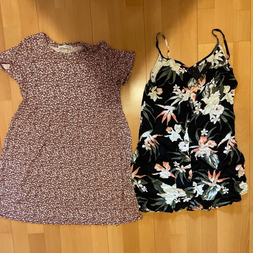 Summer dresses used, pack of 2, size S, H&M and Pull and Bear