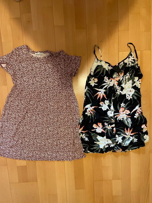 Summer dresses used, pack of 2, size S, H&M and Pull and Bear