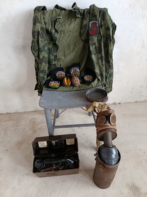 Лот военни артикули употребяван