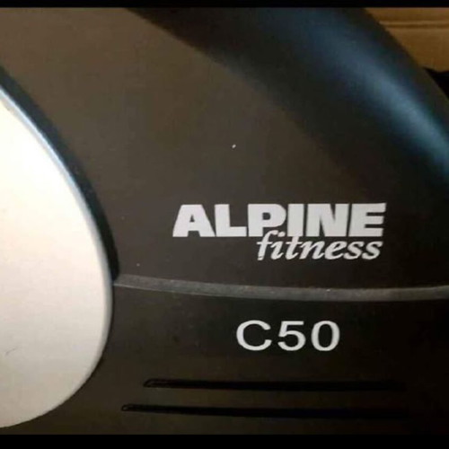 Elliptical fitness machine new with magnetic resistance system