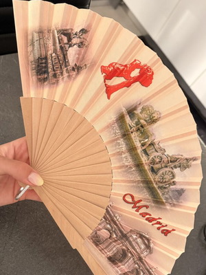 Fan from Spain, beige