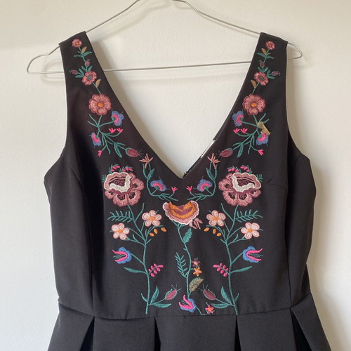 Black floral dress with embroidered flowers, size S