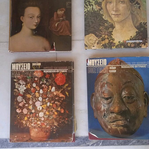 Painting books used, pack of 4 volumes