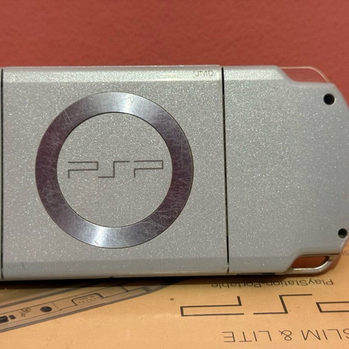 Sony PSP 2000 Felicia Blue like new with box and accessories