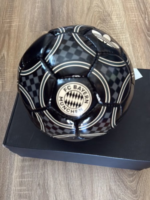 Adidas Football Ball Bayern FC size 5 new