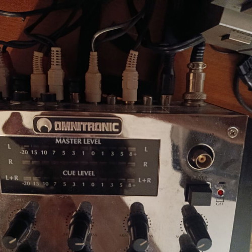 Omnitronic Pro Mixer PM660 chrome edition, like new