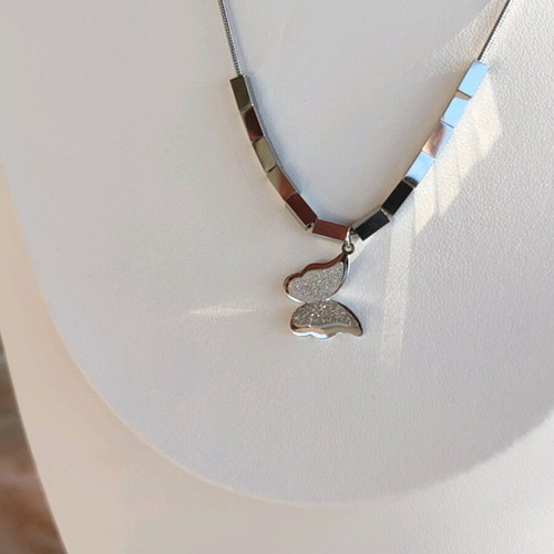Steel necklace new, gold and silver color
