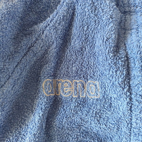 Arena bathrobe for 4-6 years old used, color faded
