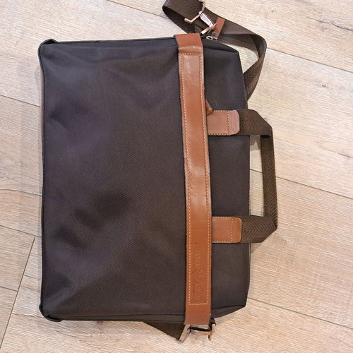 Giorgio Armani laptop bag like new, brown