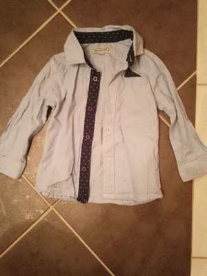 Baby shirts for up to 18 months like new, set of 2 pieces