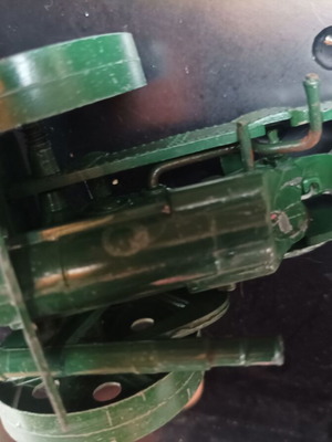 Metal miniature cannon like new