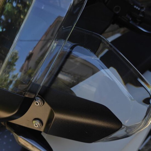 Bmw Ce04 Exclusive OEM Windscreen like new with Hand Protectors