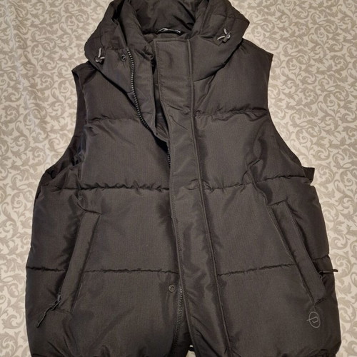 Sleeveless jacket Zara like new, size L, black