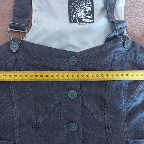 Attrattivo women's vest like new, adjustable straps, button closure