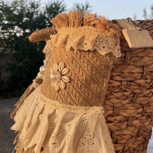 Alex Max boho summer straw bag with lace and pearl details used