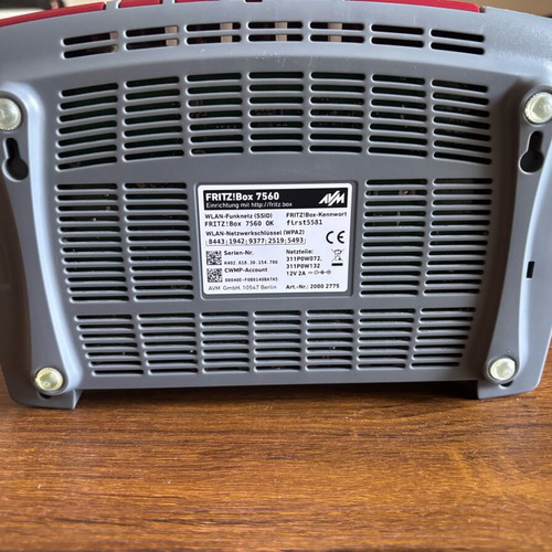 FRITZ!BOX 7560 VDSL/ADSL modem like new