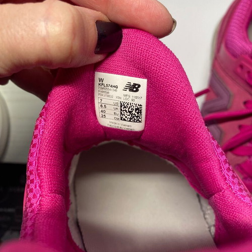 New Balance sneakers like new, size 40, purple-pink