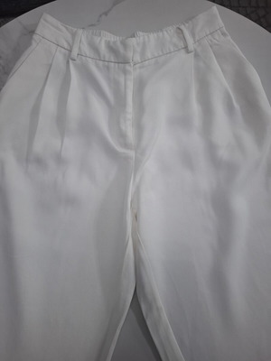 Zara high-waisted white pants with pleats size XS like new