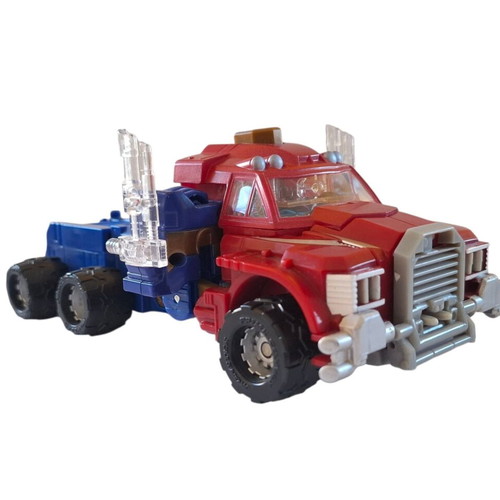 Transformers Armada Super Class Optimus Prime with Sparkplug 2002 used