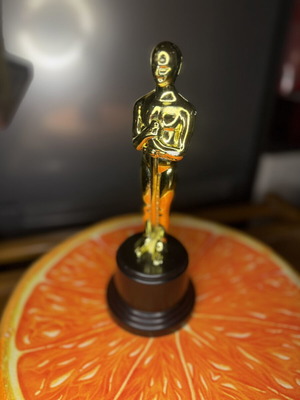 Oscar Sexuality Trophy like new, funny room decor