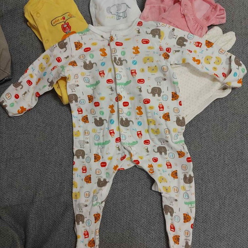 Mothercare, 5 bodysuits, 0-3 months