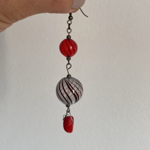 Handmade glass earring like new, vintage style