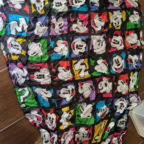 Mickey Mouse Disney scarf like new, multicolored