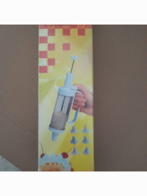 Plastic Hand Cookie Press with Multiple Designs New