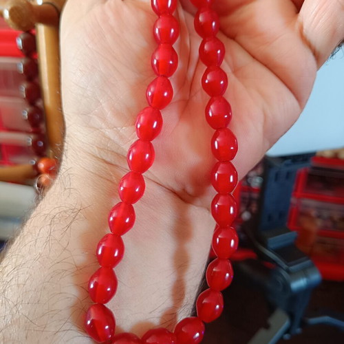 Mastic komboloi worry beads with pine scent, 33 beads