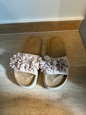 Baby Pink Flatforms like new, size 38
