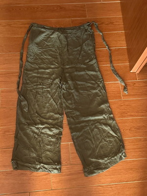 Green pants size M 38 10 lightly used