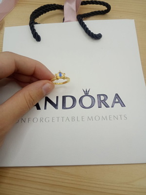 Pandora ring size 54, gold color