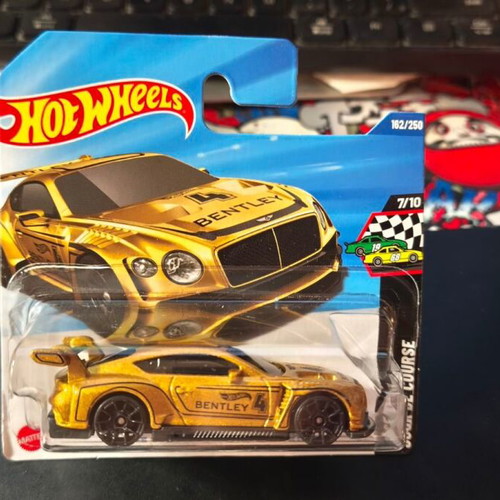 Hot Wheels Bentley Continental GT3 new, gold, HW Race Day