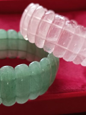Massive bracelets made of high-quality natural semiprecious stones, like new