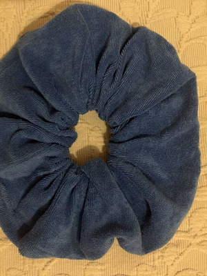 Scrunchie Karavan terry fabric, like new, intense blue