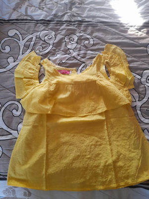 Sam 0-13 yellow t-shirt like new for girls 9-10 years