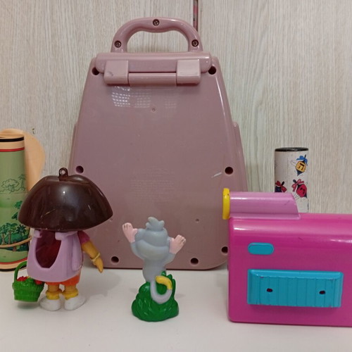 Mattel Viacom Dora the Explorer Storage Bag Set with Map Camera & Figures used