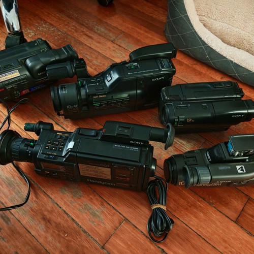 Old camcorders for parts or repair, pack of 5