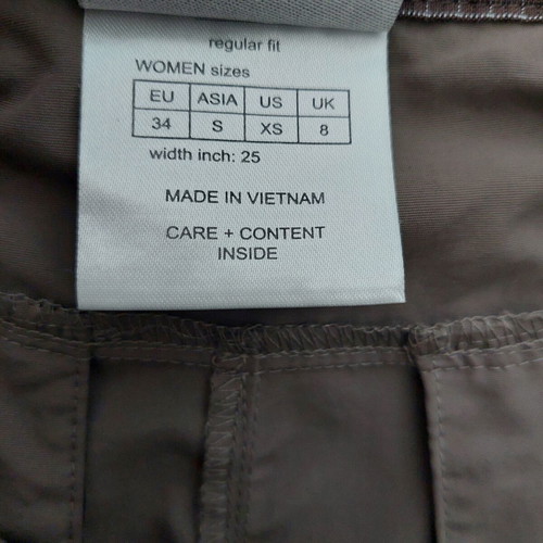 Jack Wolfskin women's cargo shorts beige XS like new