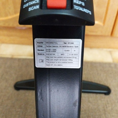 Vital FT Mini Exercise Bike like new, foldable with digital display