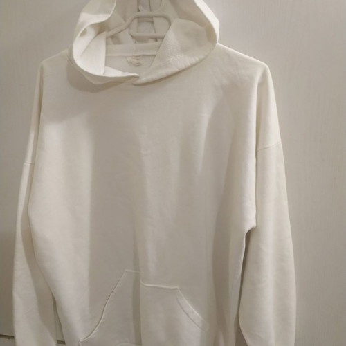 Unisex sweatshirt used from Canada size L