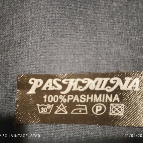 Pashmina with fringes like new, dark blue
