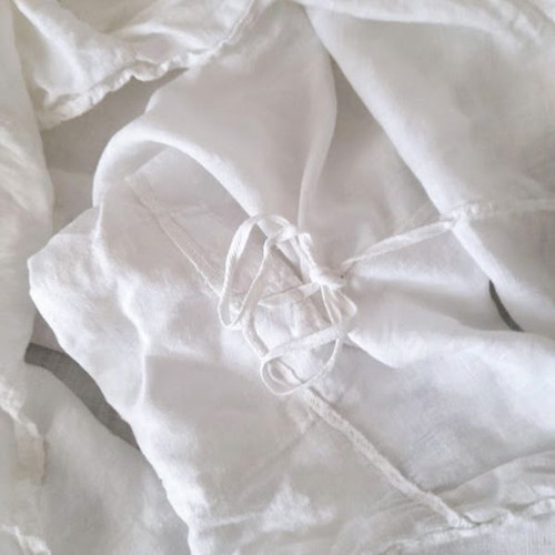 Linen dress like new, midi with pockets and laces