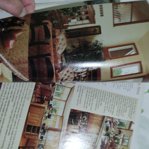 Decorating magazine like new, English language