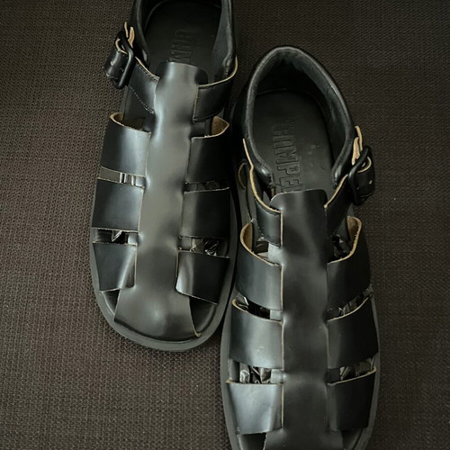 Camper Don leather sandals men's size 44 like new, black