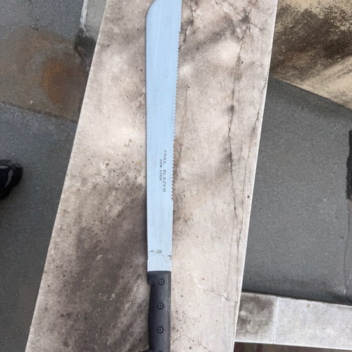 Trail Blazer machete new