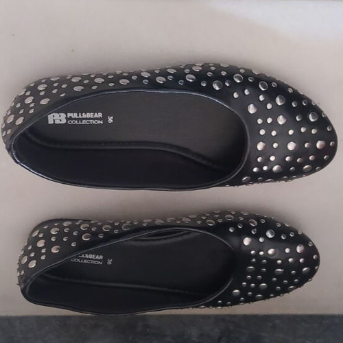 Pull&Bear ballerinas like new, black with studs, size 36